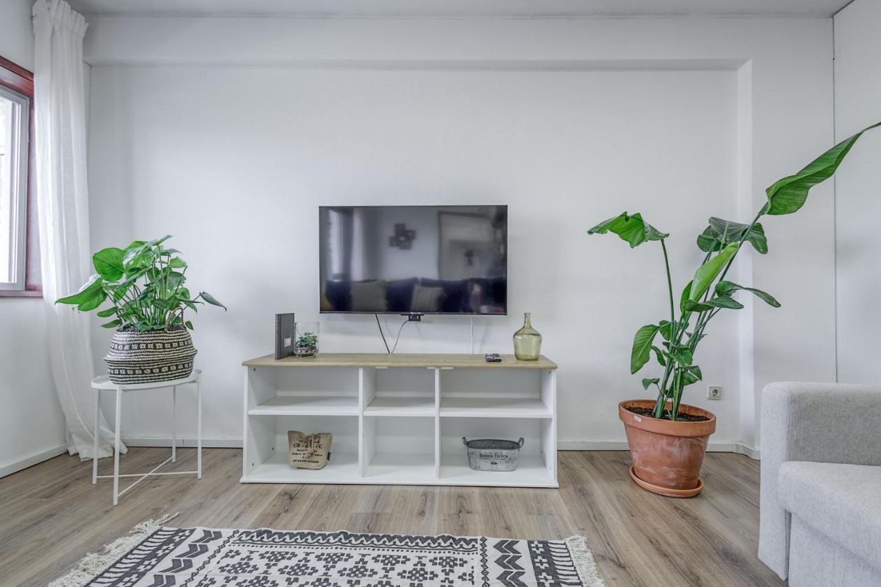 Travel & Live Fernao Magalhaes Apartamento Porto Exterior foto